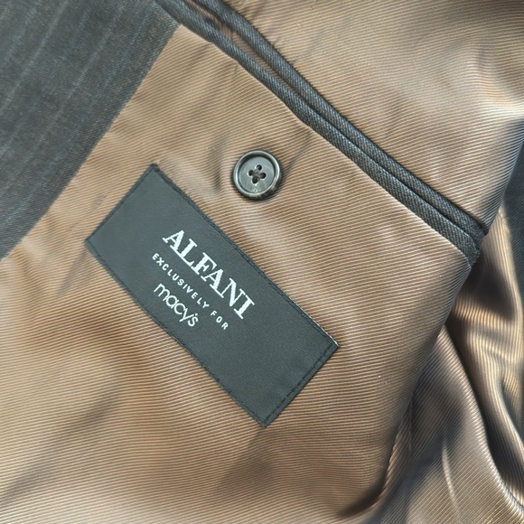 Men’s Suits, size 38/40 - Picture 3 of 6